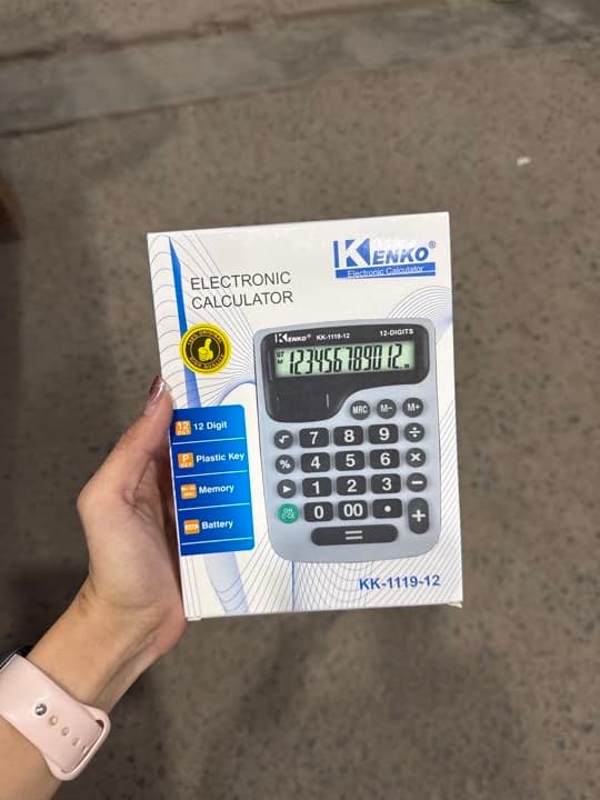CALCULADORA PILAS AAA